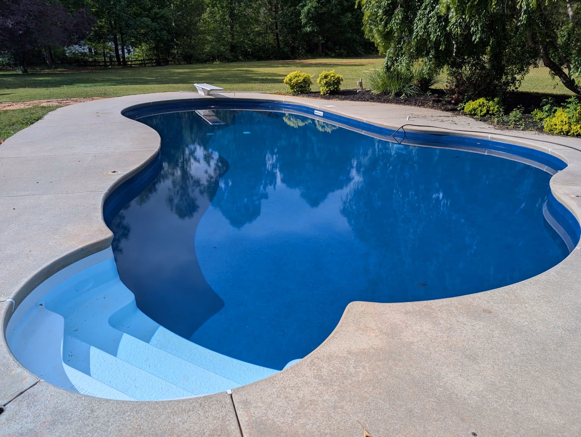 What Pool Deck Resurfacing Involves